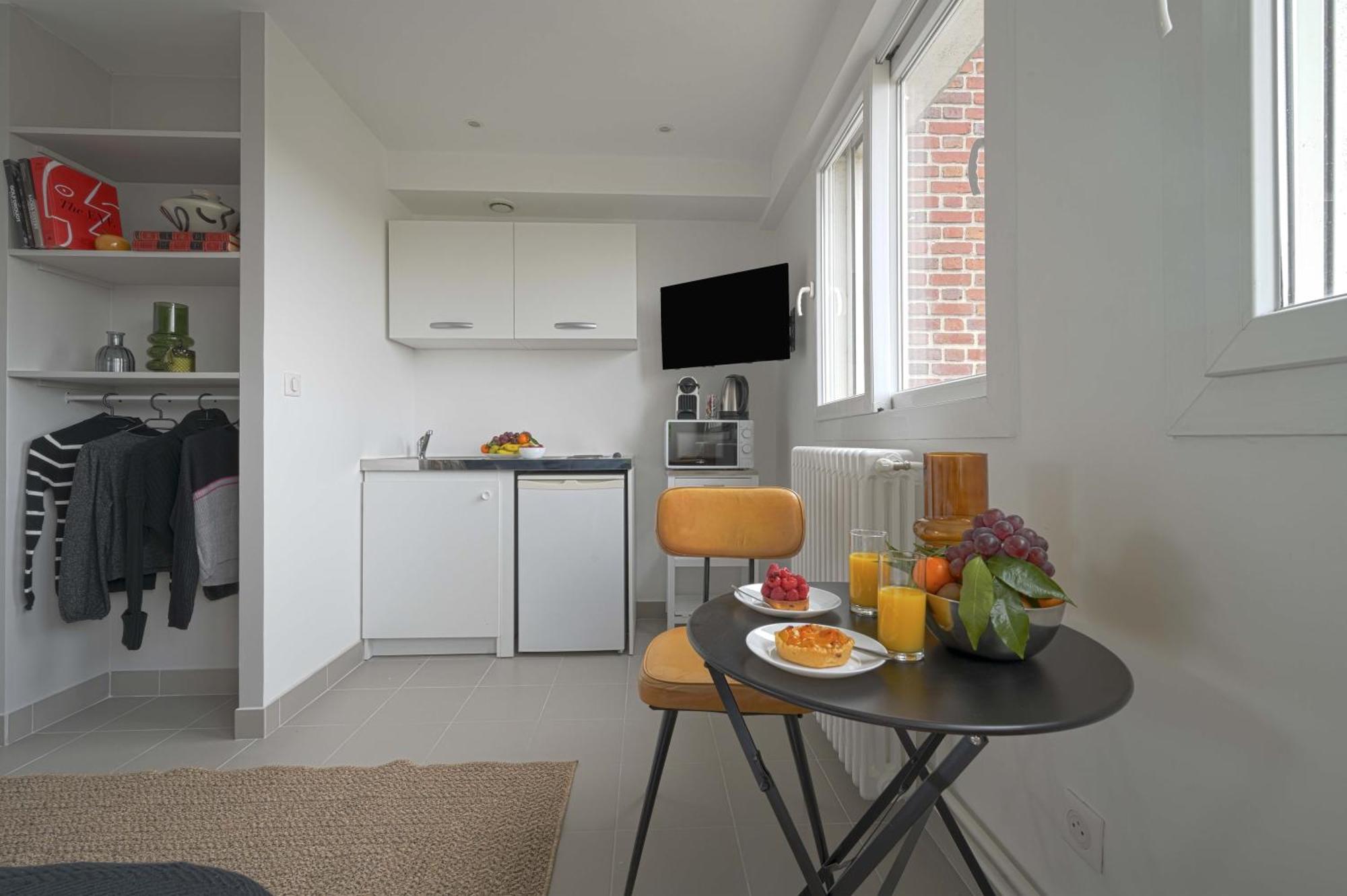 Modern Bright Apartment In Appart'Hotel Saint-Maur-des-Fossés Exterior photo