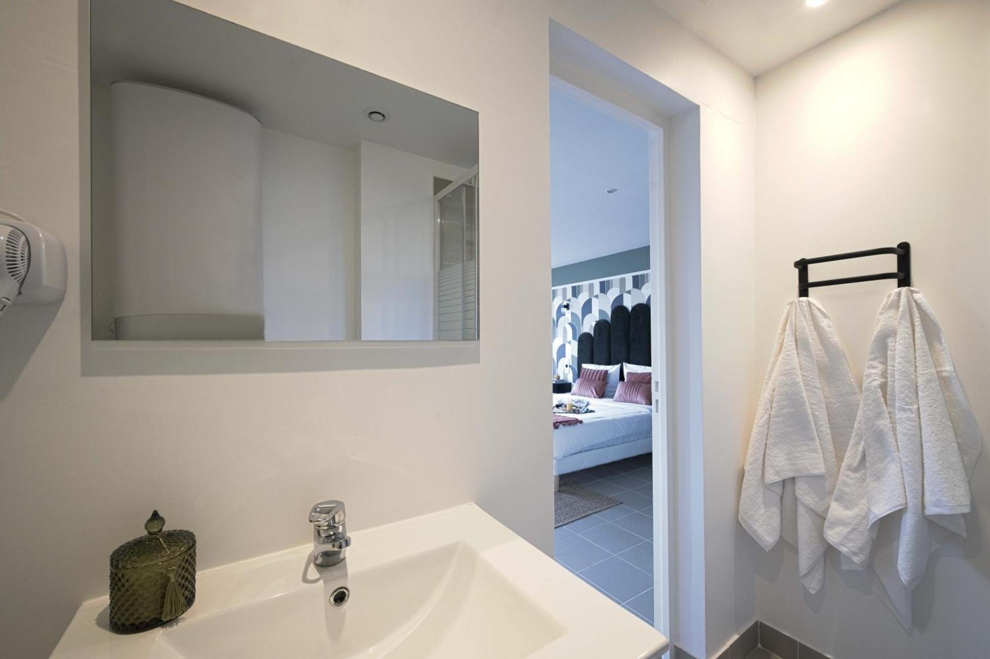 Modern Bright Apartment In Appart'Hotel Saint-Maur-des-Fossés Exterior photo